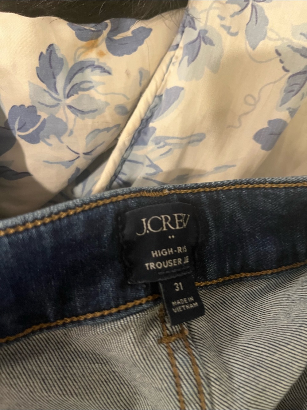J. Crew ladies Slim Straight Jeans in Dark Blue Denim